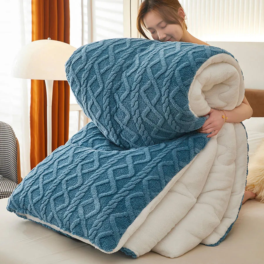 Super Thick Winter Weighted Blanket - Artificial Lamb Cashmere Comforter