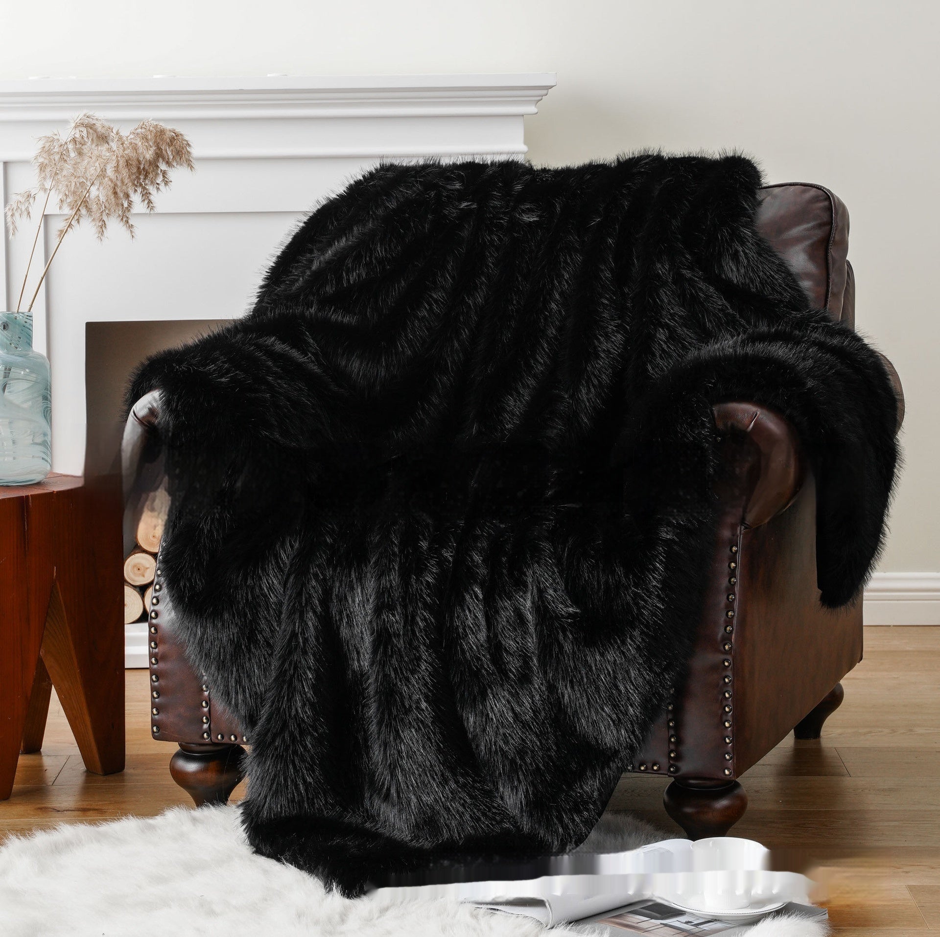 Creative Striped Faux Fur Sofa Blanket - Black - 127×152cm